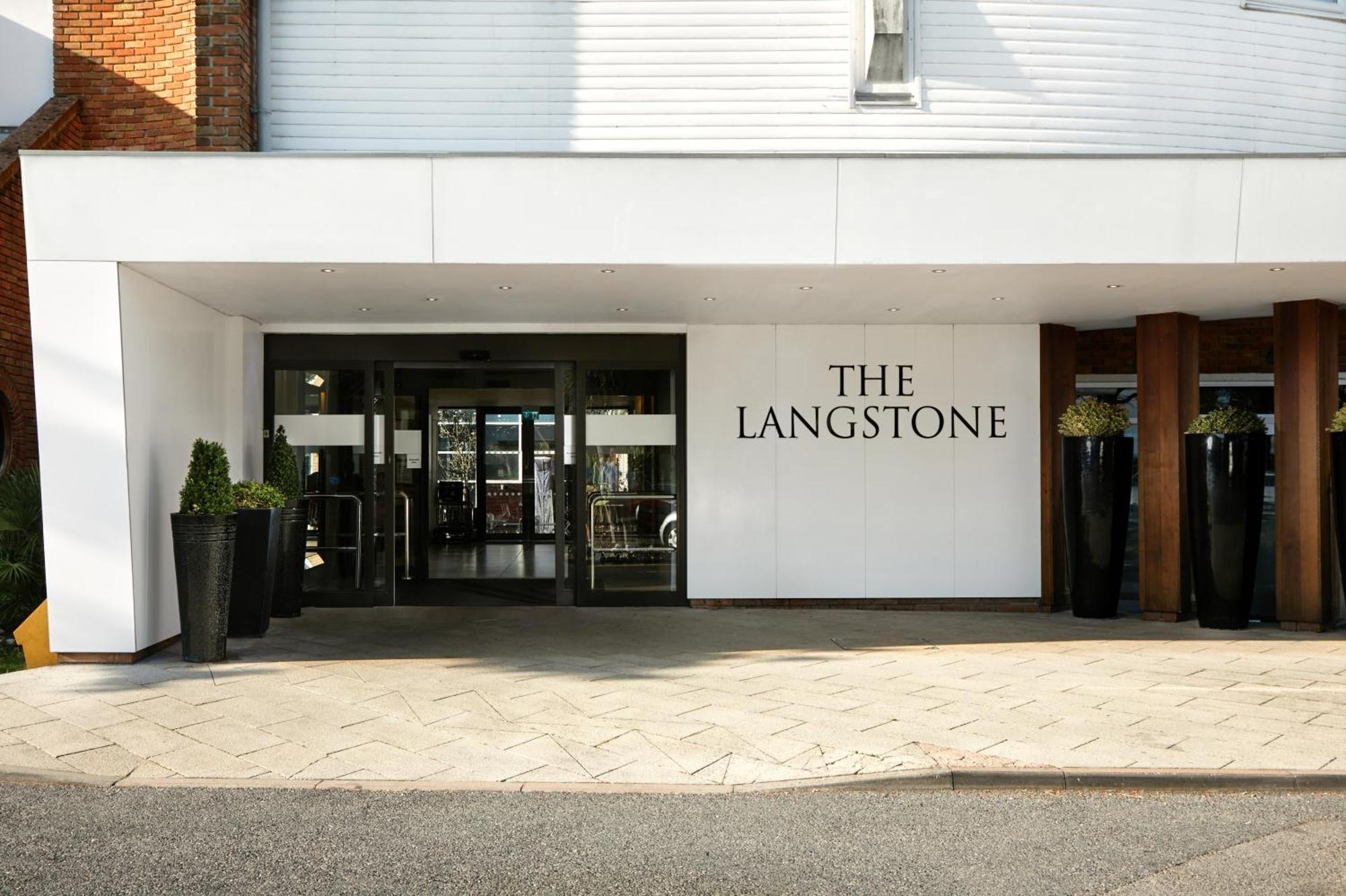 Langstone Quays Resort Havant Exterior photo