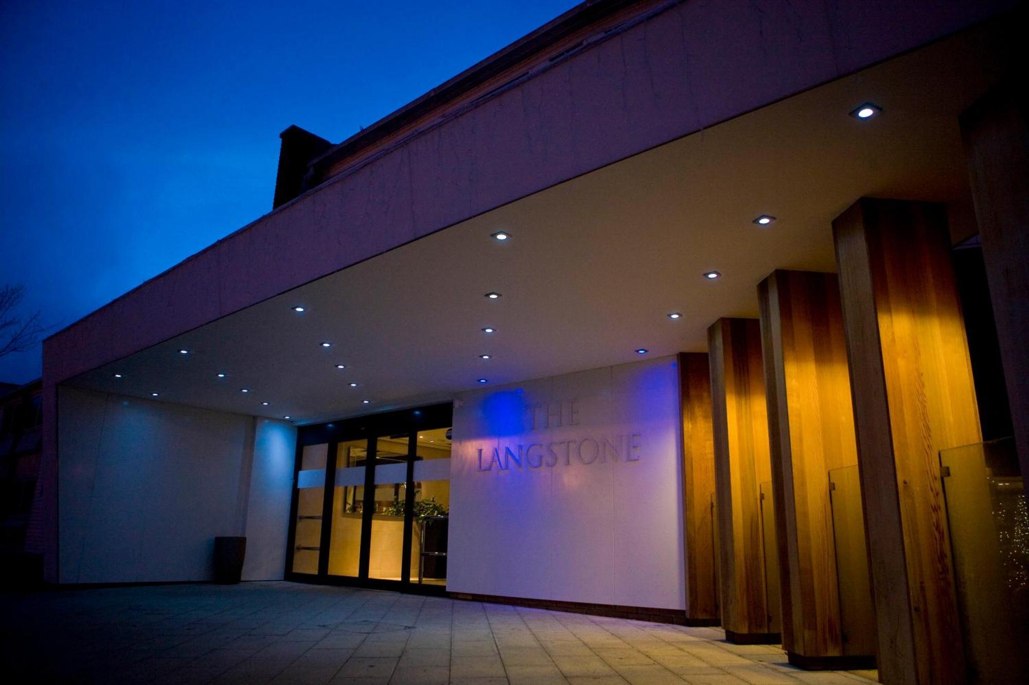 Langstone Quays Resort Havant Exterior photo